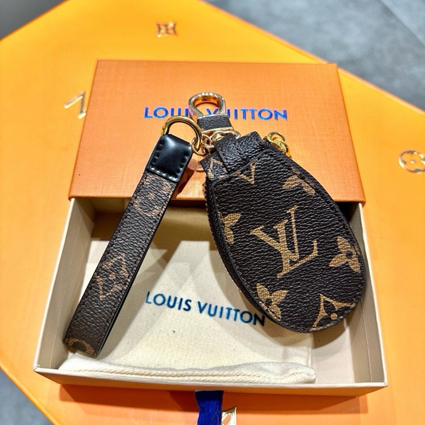 ブランドキーホルダー着用イメージ